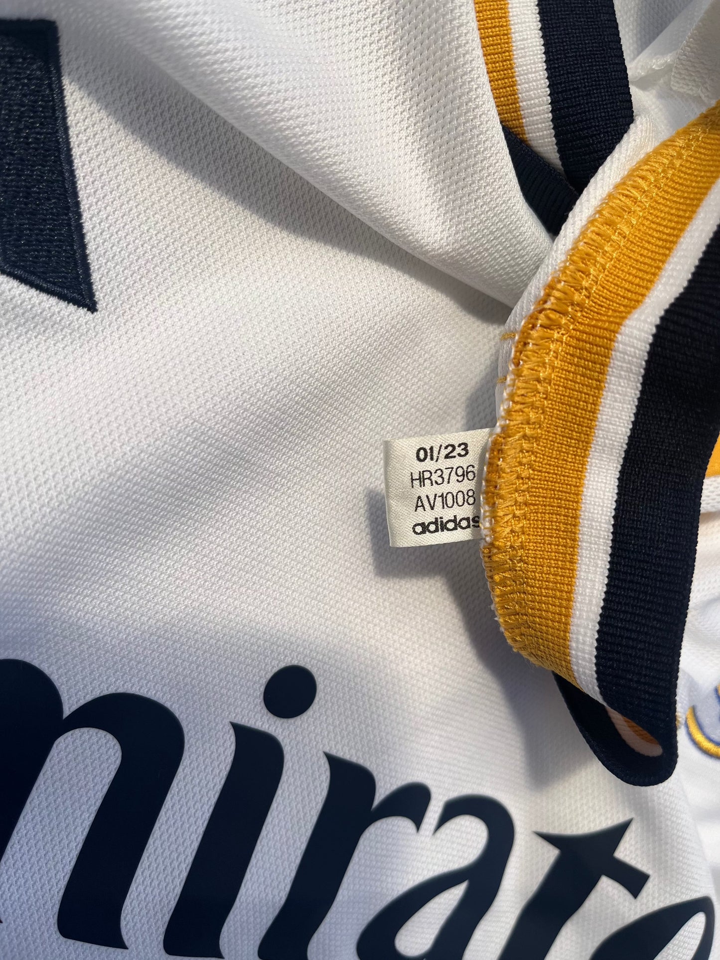Real Madrid - 2023/24 - Home Shirt - Large